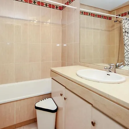 Three-bedroom In Apartment